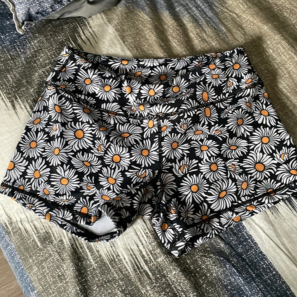 Born Primitive shorts